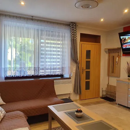 Apartamencik Maja Studio شقة *